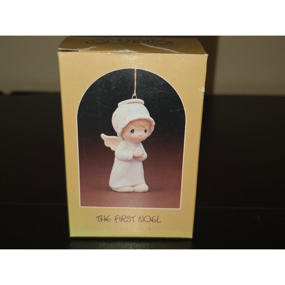 Precious Moments The First Noel Angel Ornament Enesco E-2368 Vintage‎ Christmas - Picture 7 of 10